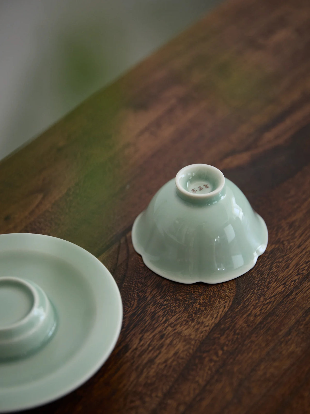 Ou Ware handmade Song Dynasty vessel forms inspired by antiquity porcelain tea bowl with scalloped rim & matching saucer set (100cc)