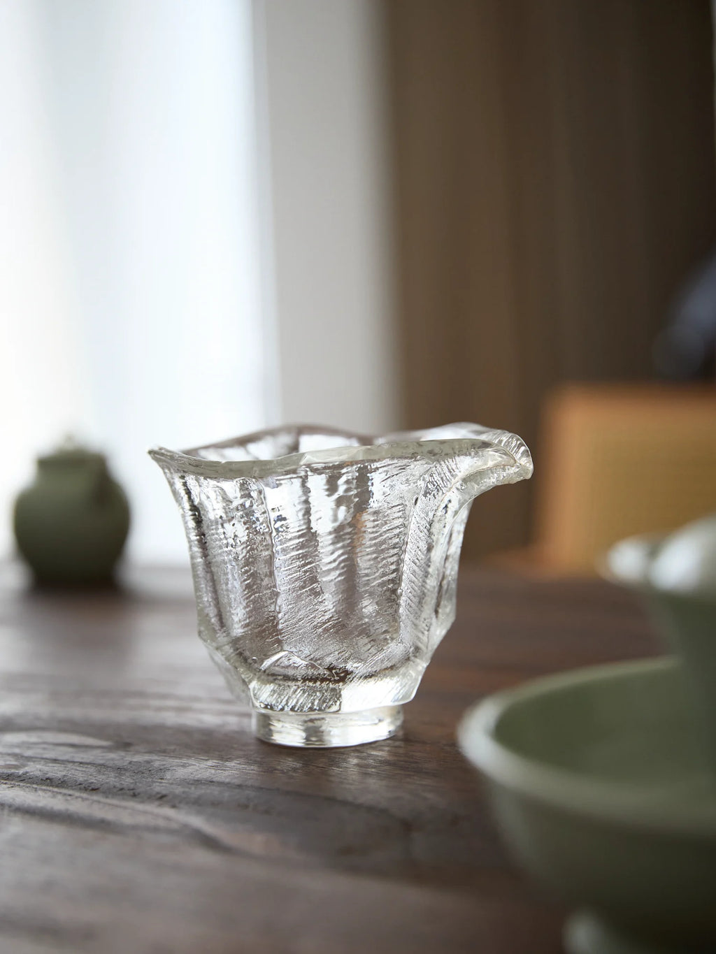 Natural Crystal "Eagle Beak" Fair Cup (Gongdao Bei)