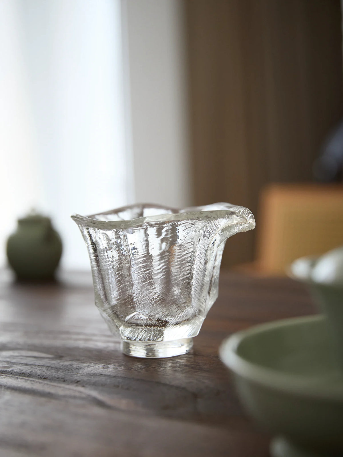 Natural Crystal "Eagle Beak" Fair Cup (Gongdao Bei)