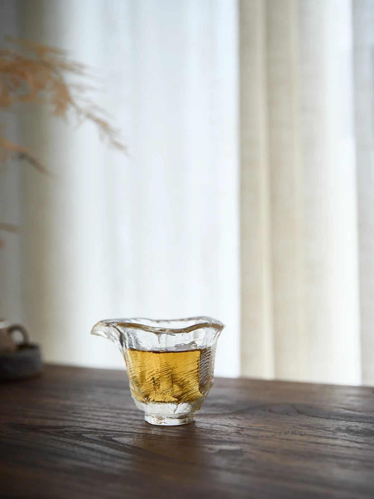 Natural Crystal "Eagle Beak" Fair Cup (Gongdao Bei)