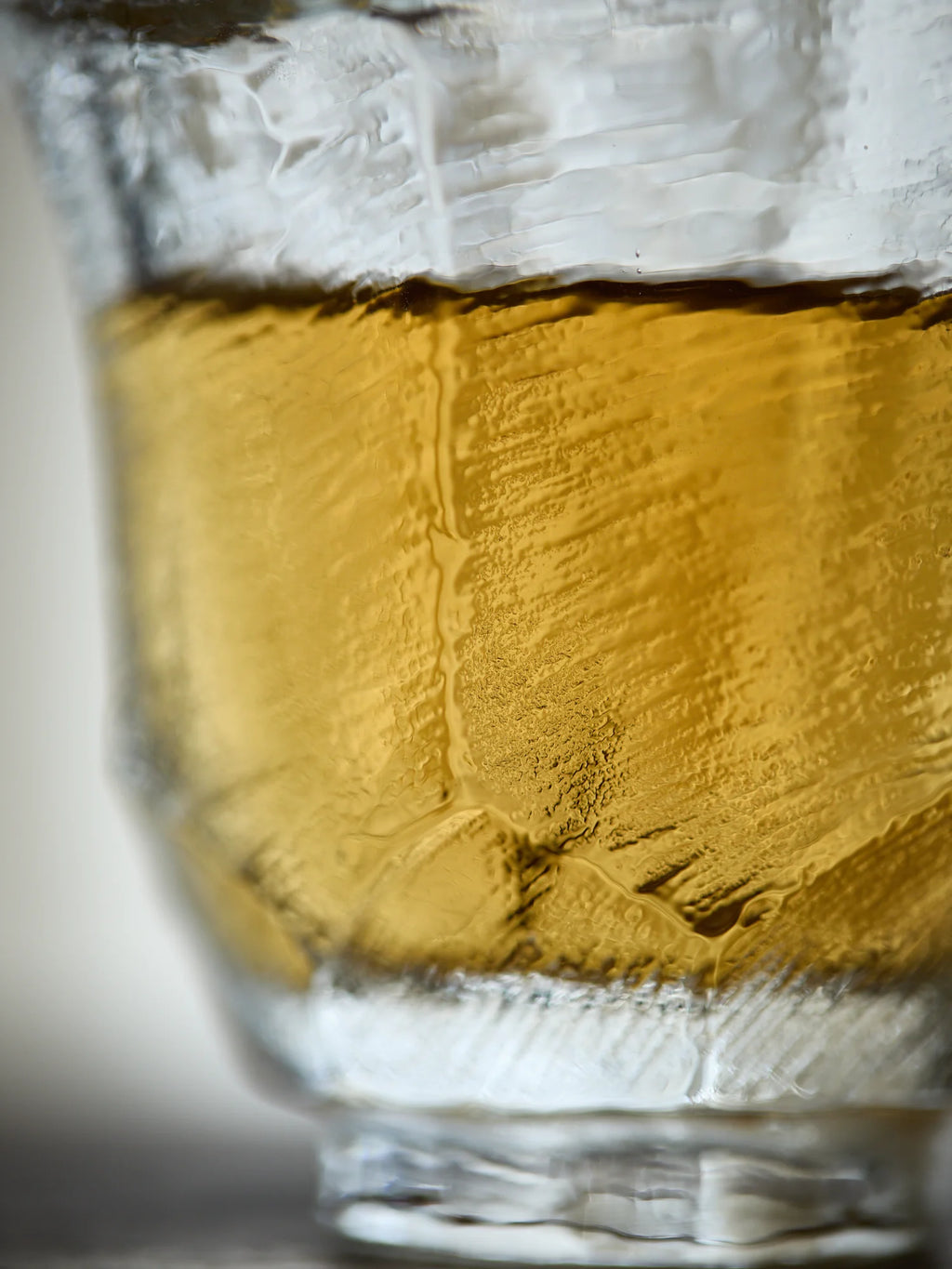 Natural Crystal "Eagle Beak" Fair Cup (Gongdao Bei)