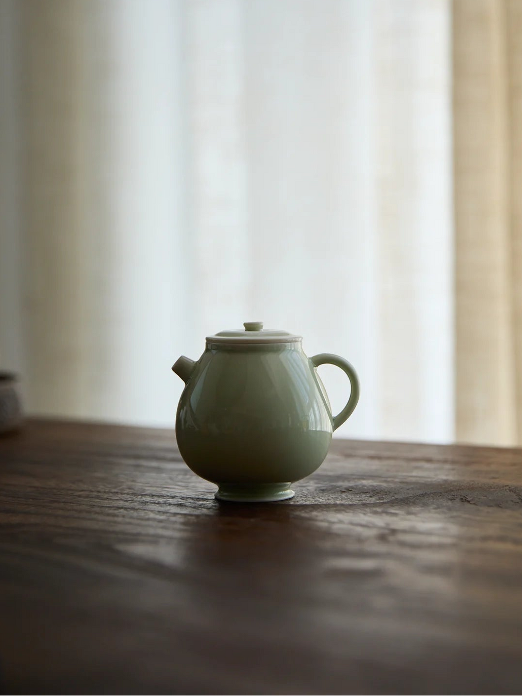 Ou Celadon Tang-Style Short-Spout Gongfu Teapot 120ml