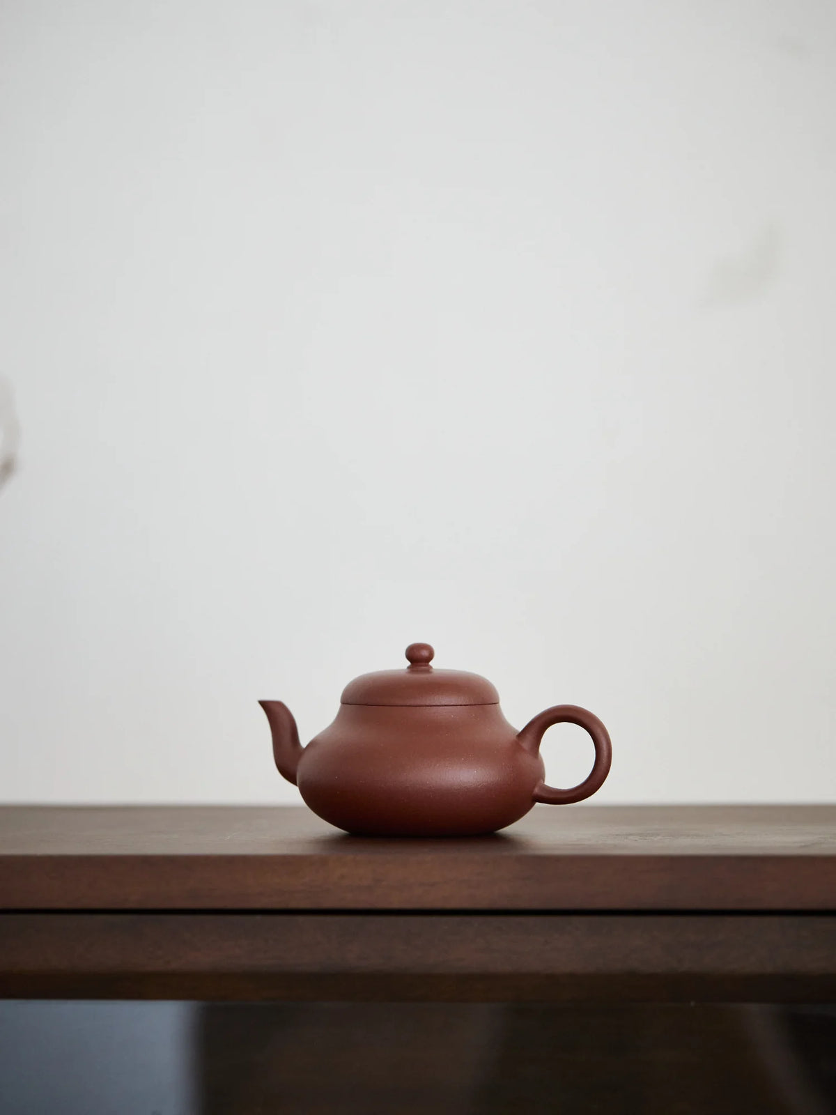Handmade Purple Clay Mini Pear-Shaped zisha TeaPot
