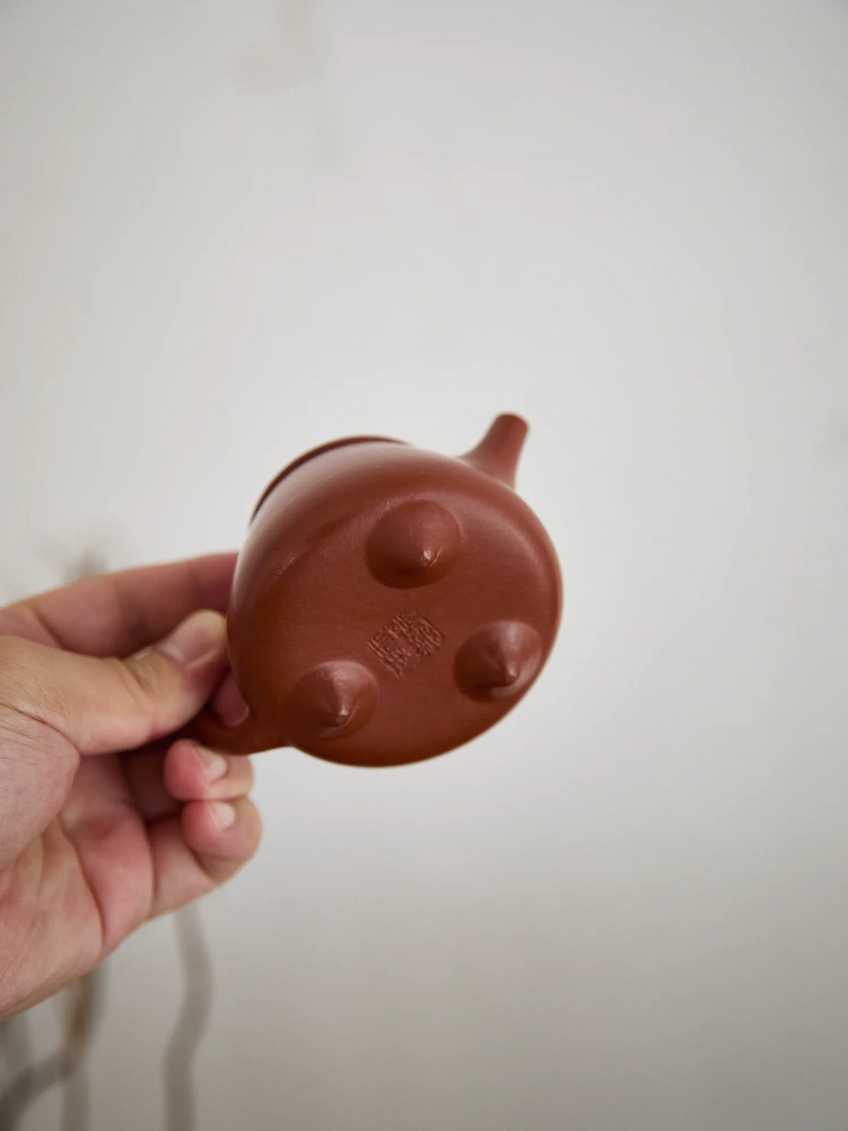 Handmade "Da Hong Pao" (Crimson Robe) Zhuni Clay Three-Legged Tall "Shi Piao" Style Zisha Teapot