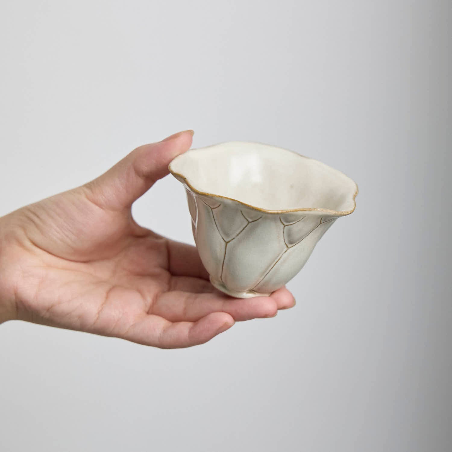 Hand-Sculpted Lotus Leaf TeaCups - Rouseclay
