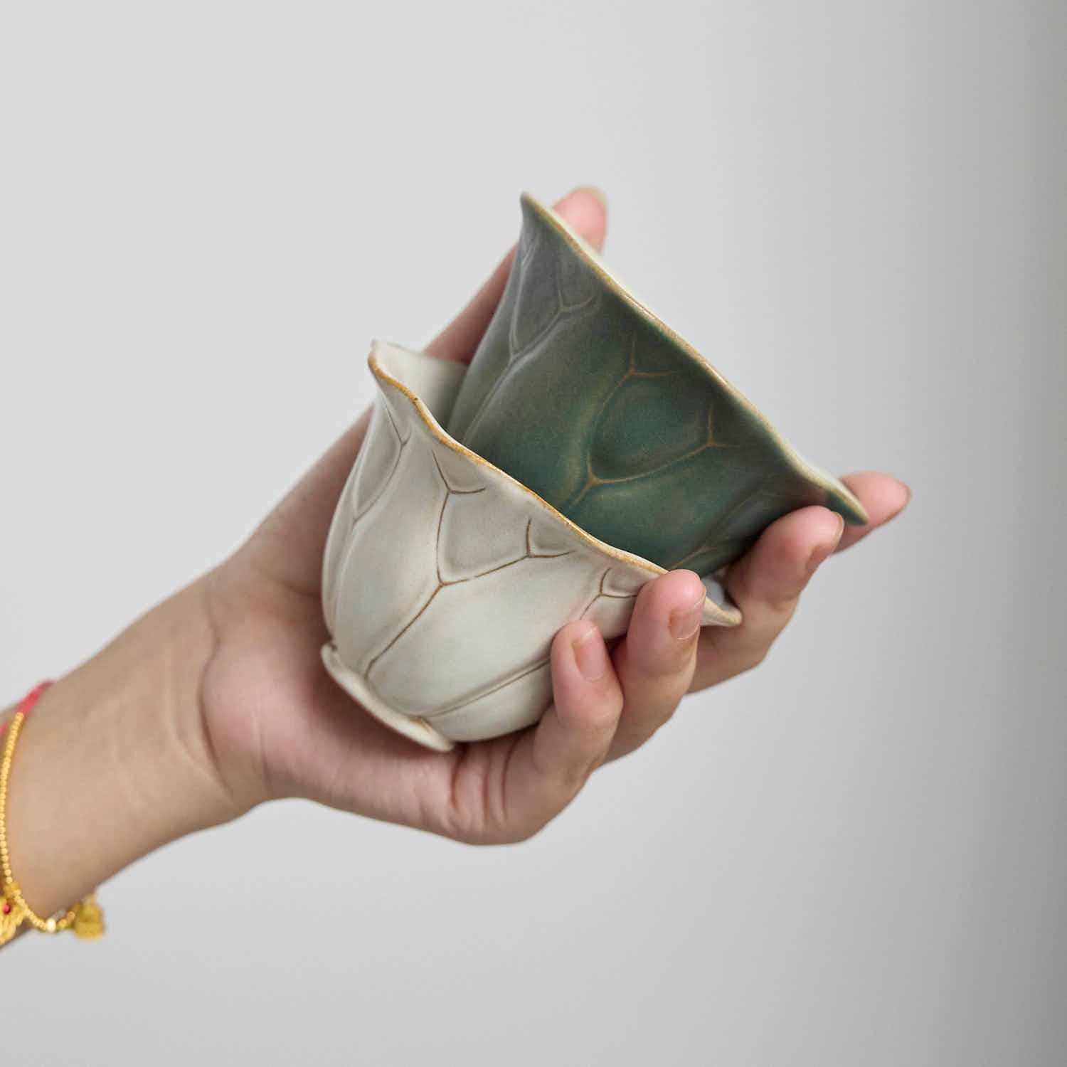 Hand-Sculpted Lotus Leaf TeaCups - Rouseclay