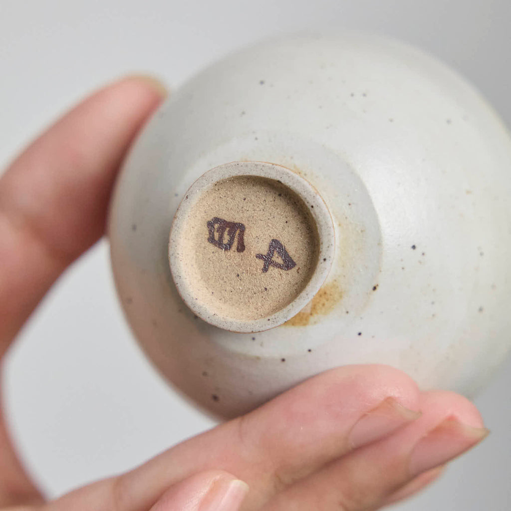 OOAK Ash White Footed Teacup #4白 - Rouseclay