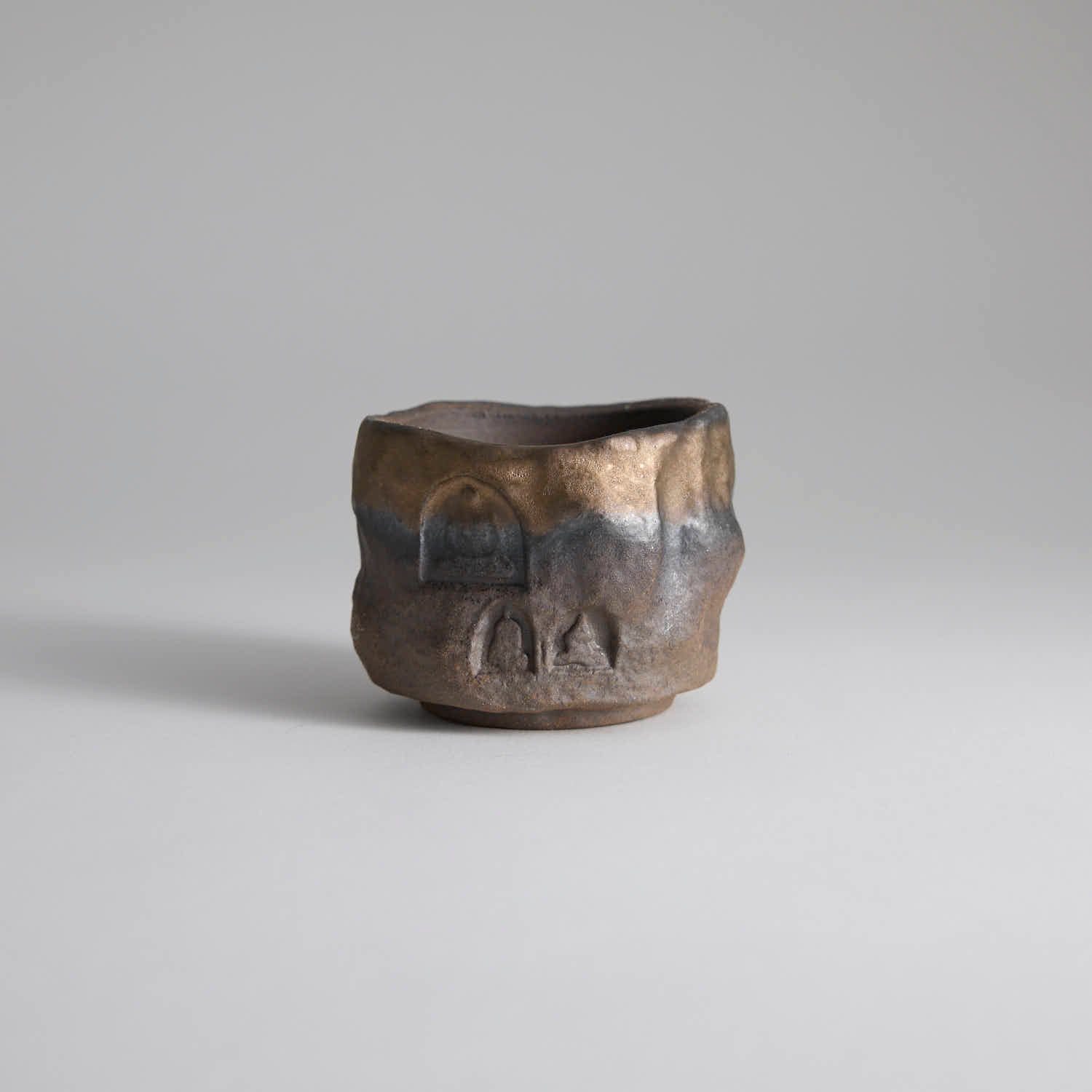 Gilded Iron Glaze Heritage Cup - Rouseclay