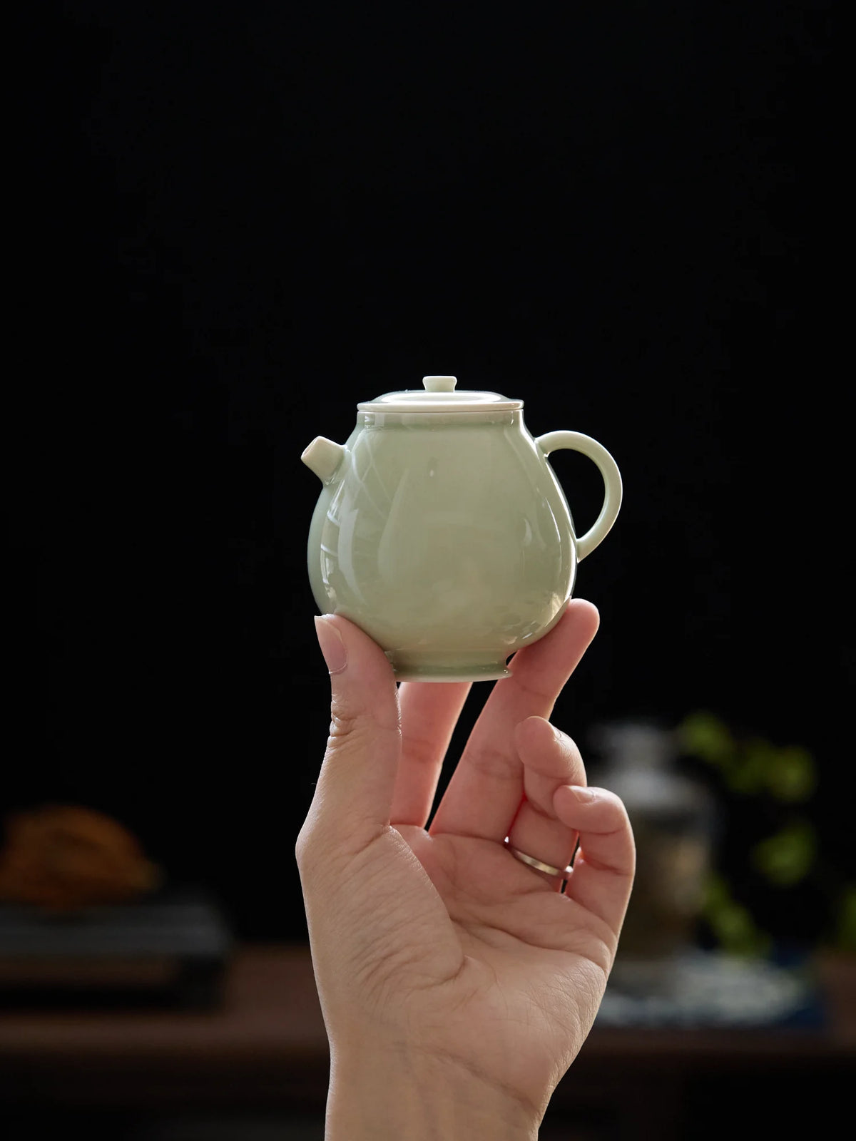 Ou Celadon Tang-Style Short-Spout Gongfu Teapot 120ml