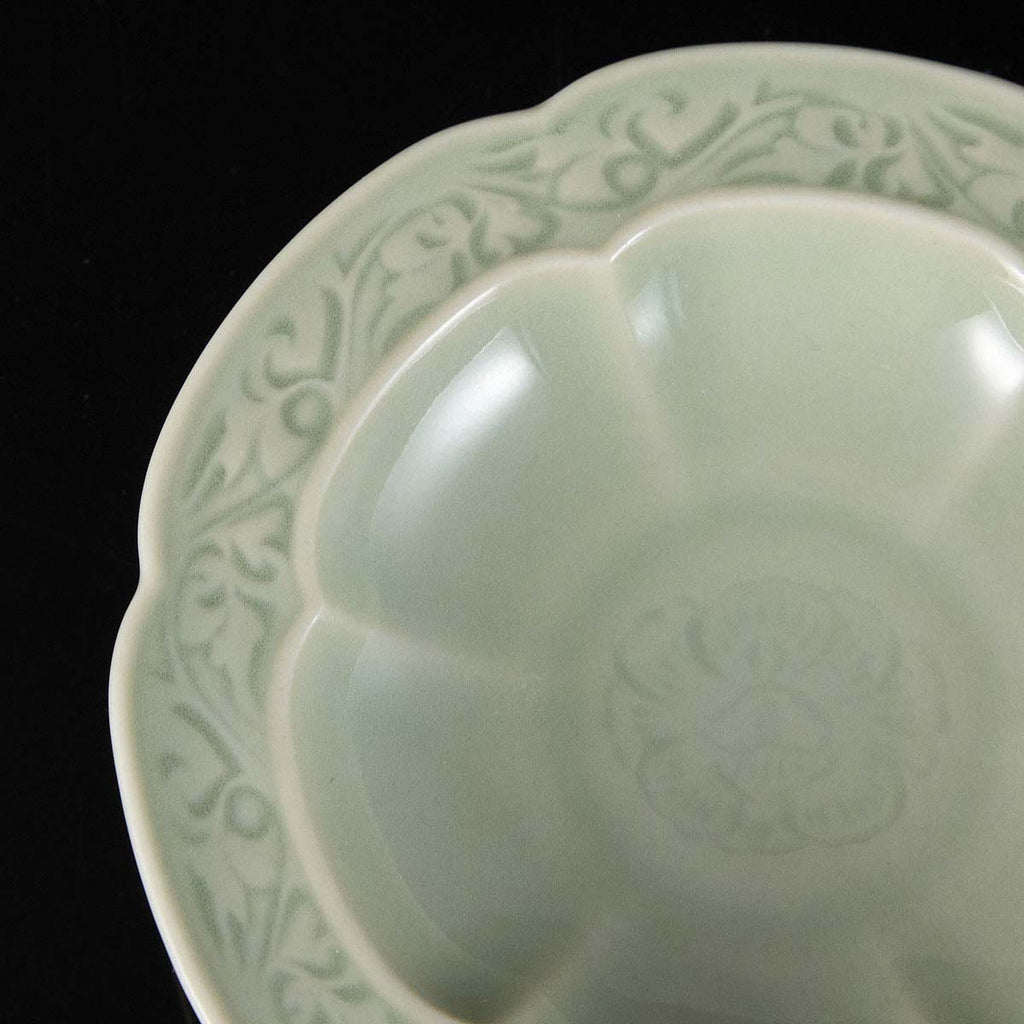 Ou Kiln Song Yun Lily Cup & Saucer Set