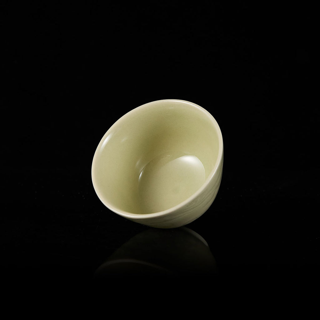 Ou Kiln ceramic tea cup with deer motif