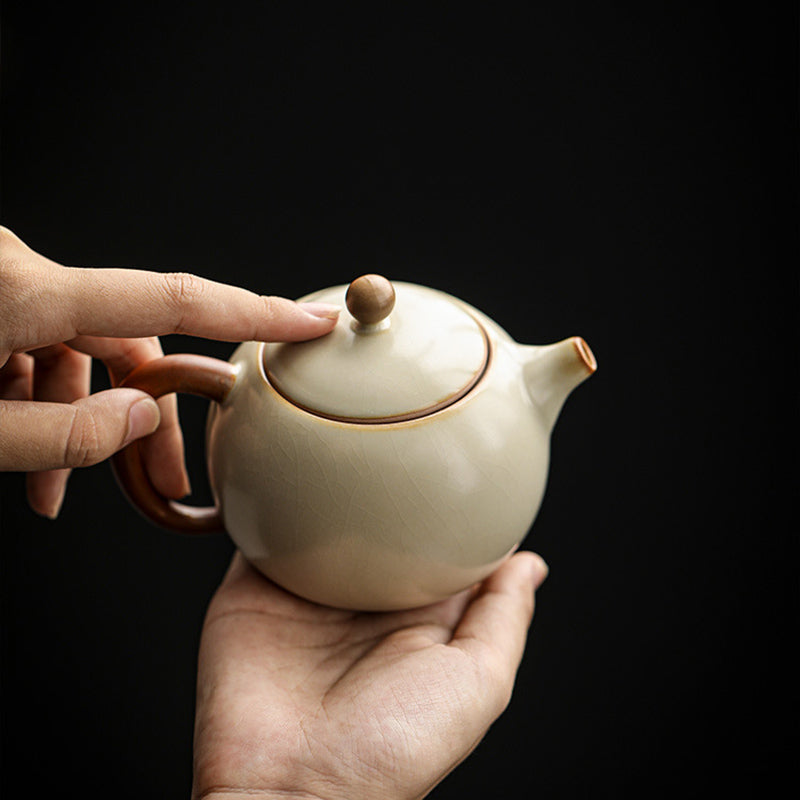 Cream-Glazed Ruyao "Longdan" Teapot with Cultivated Golden Crackle - Rouseclay
