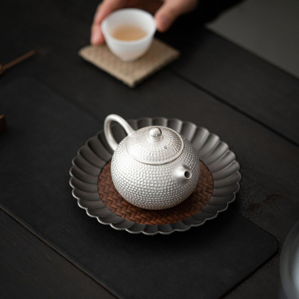 Silver-Gilded Hammered Longdan Teapot - Rouseclay