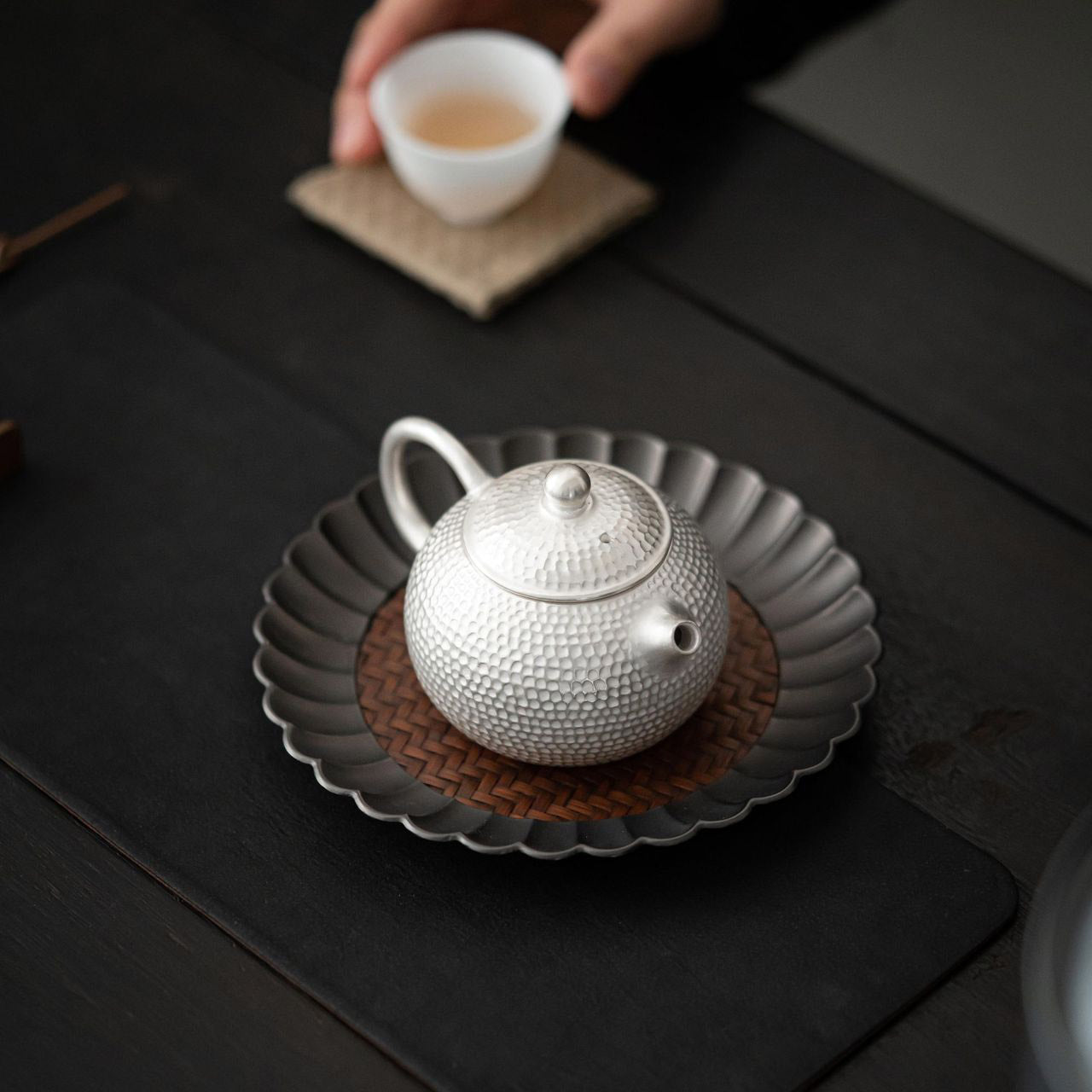 Silver-Gilded Hammered Longdan Teapot - Rouseclay