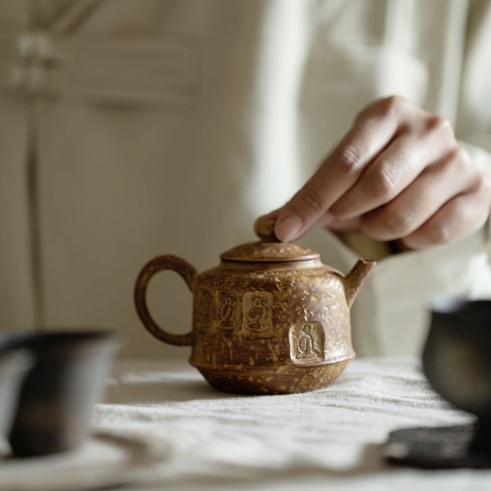 Dunhuang Bronze-Green Gosu Glazed Handheld Teapot - Rouseclay