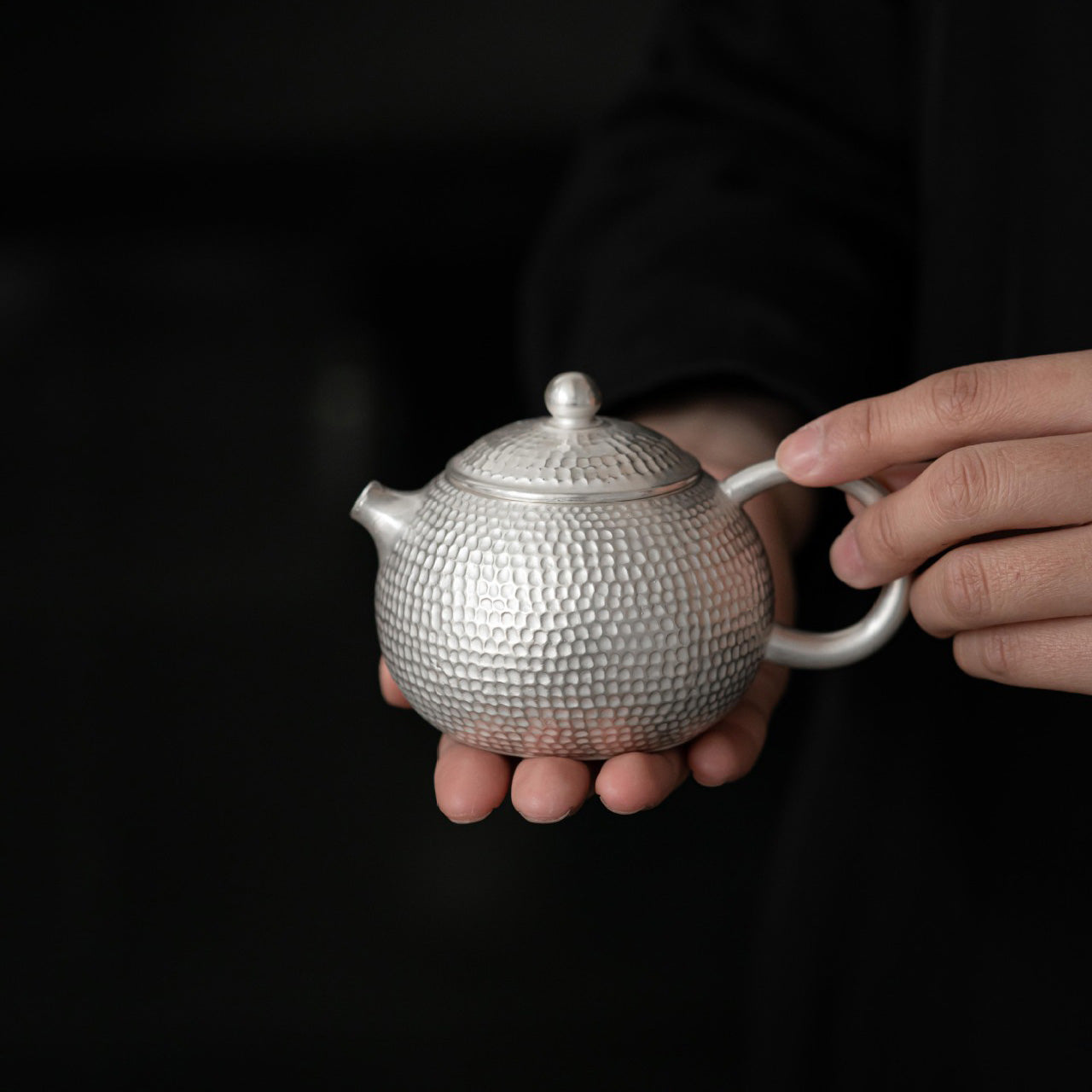 Silver-Gilded Hammered Longdan Teapot - Rouseclay