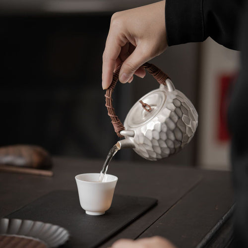 Hand-Gilded Silver Hammered metal chinese teapot used for gongfu tea brewing