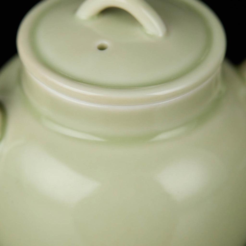 Ou Celadon Tang-Style Long-Spout Gongfu Teapot lid detail handmade Chinese pottery