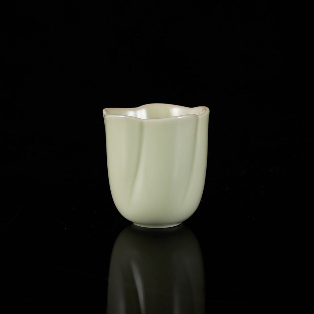 Ou Kiln Five-Petal Blossom Rim Celadon Teacup handmade Chinese ceramic gongfu teacup