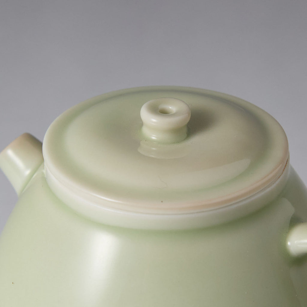 Ou Kiln Short Spout Celadon Chinese Teapot glaze texture handmade Chinese ceramic teacup